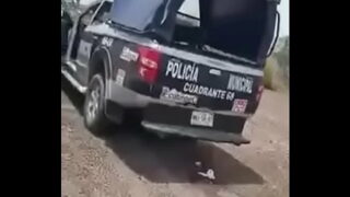Policías de Ecatepec siendo infieles